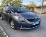 продам Toyota Avensis Verso в пмр  фото 5