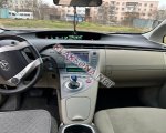 продам Toyota Prius в пмр  фото 4
