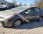 продам Toyota Prius V в пмр  фото 2