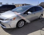 продам Toyota Prius V в пмр  фото 3