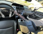 продам Toyota Prius V в пмр  фото 4